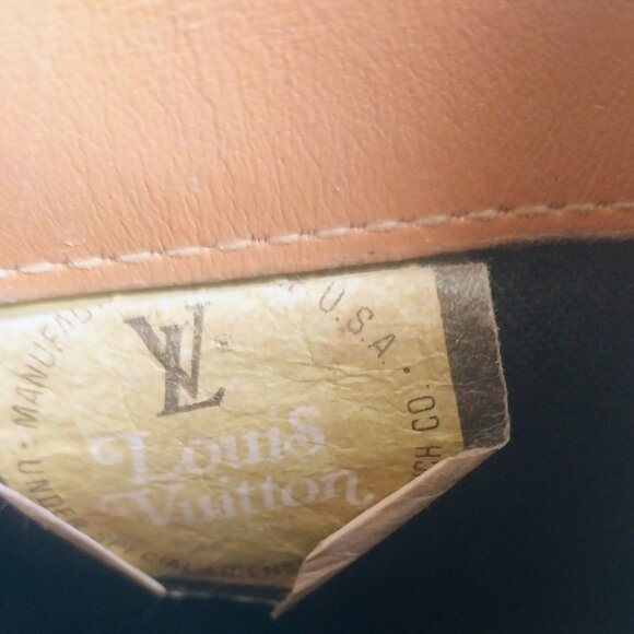 Louis Vuitton vintage bucket bag - Picture 5 of 13